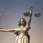 Adaletin Profesyonel Eli: İzmir’de Hukuk Hizmetleri